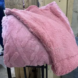 Textured Soft Blankets Pink