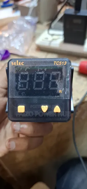 Selec Temperature Controllers