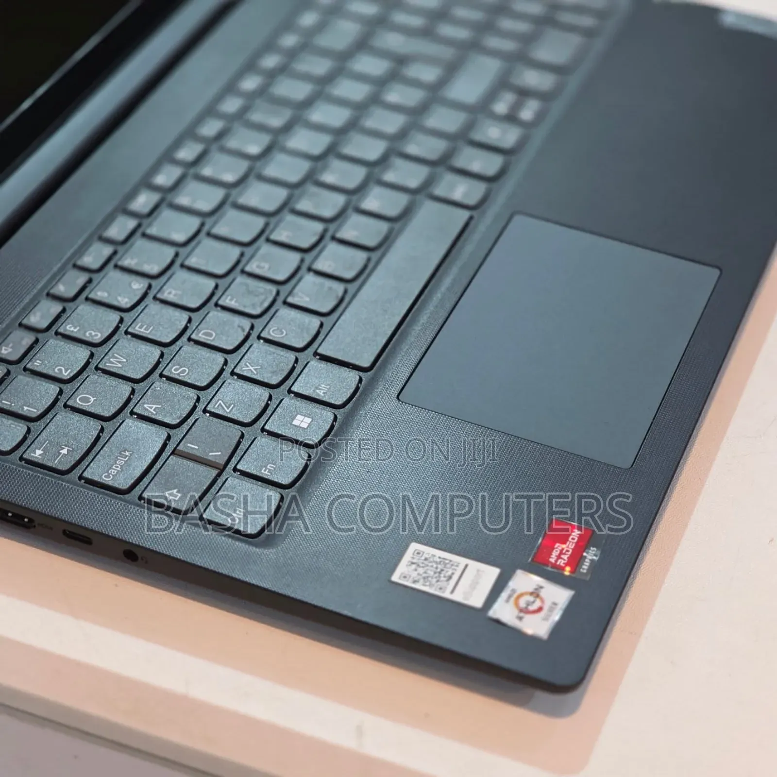 New Laptop Lenovo V15 16GB Intel Core i7 SSD 512GB