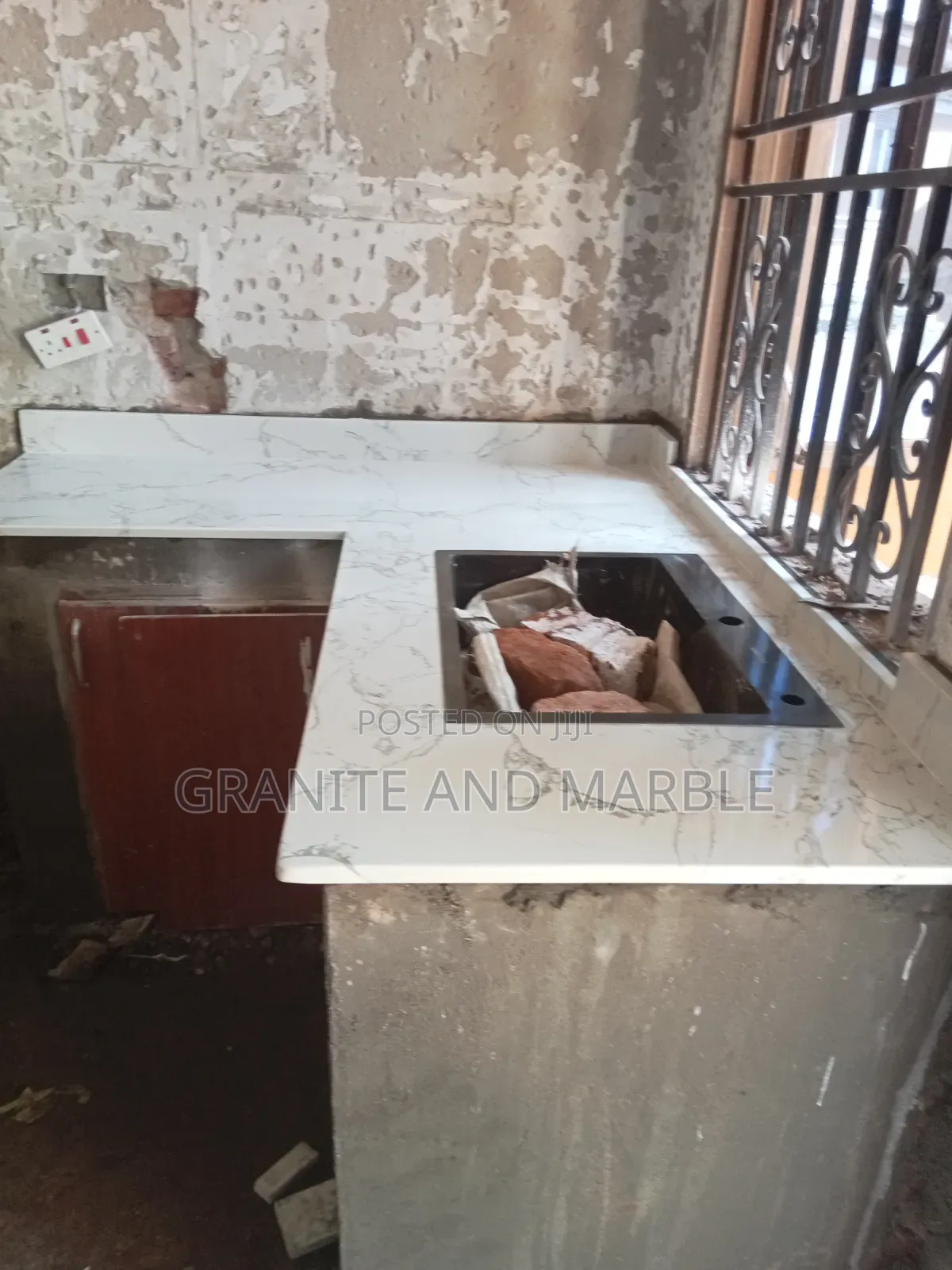 Carara White Granite
