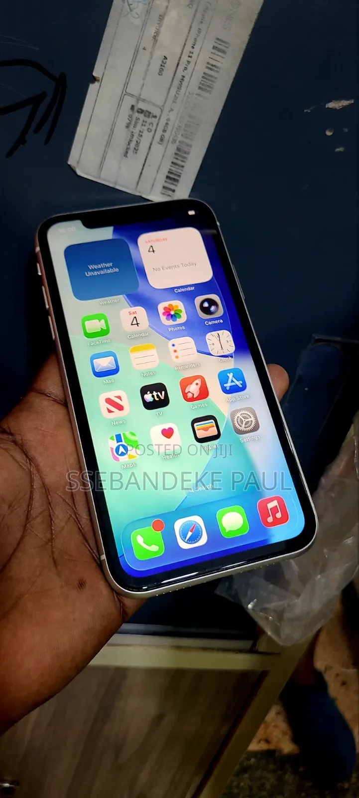 New Apple iPhone 11 64 GB White