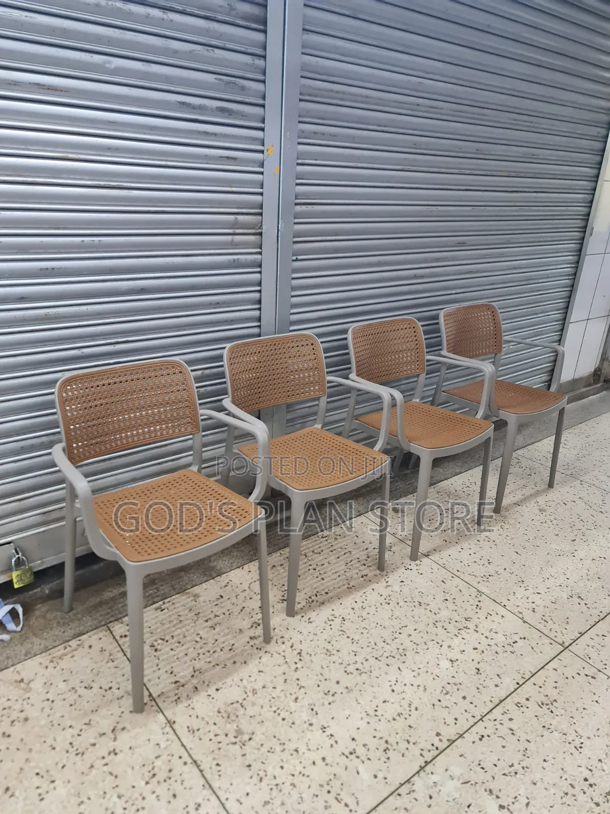 Raynor Plastic Chairs Plastic Chairs