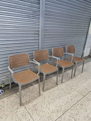 Raynor Plastic Chairs Plastic Chairs