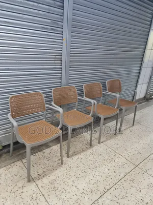 Raynor Plastic Chairs Plastic Chairs