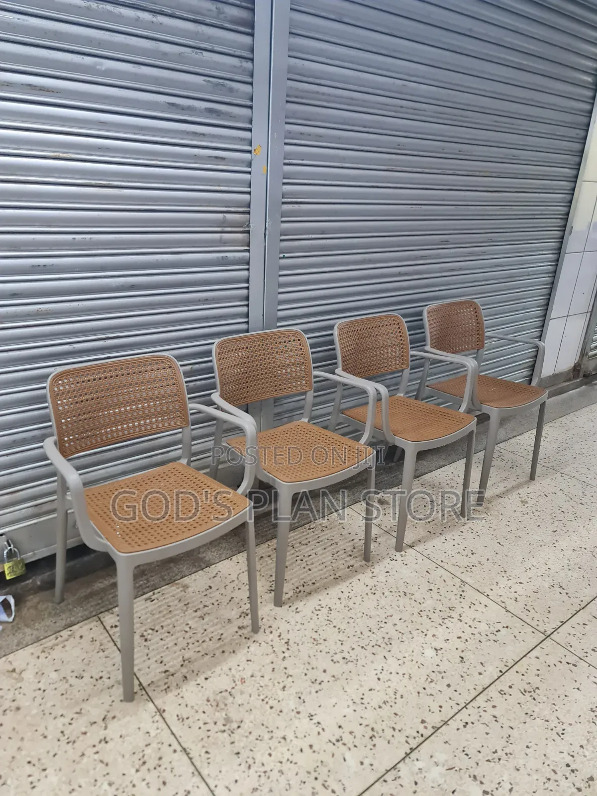 Raynor Plastic Chairs Plastic Chairs