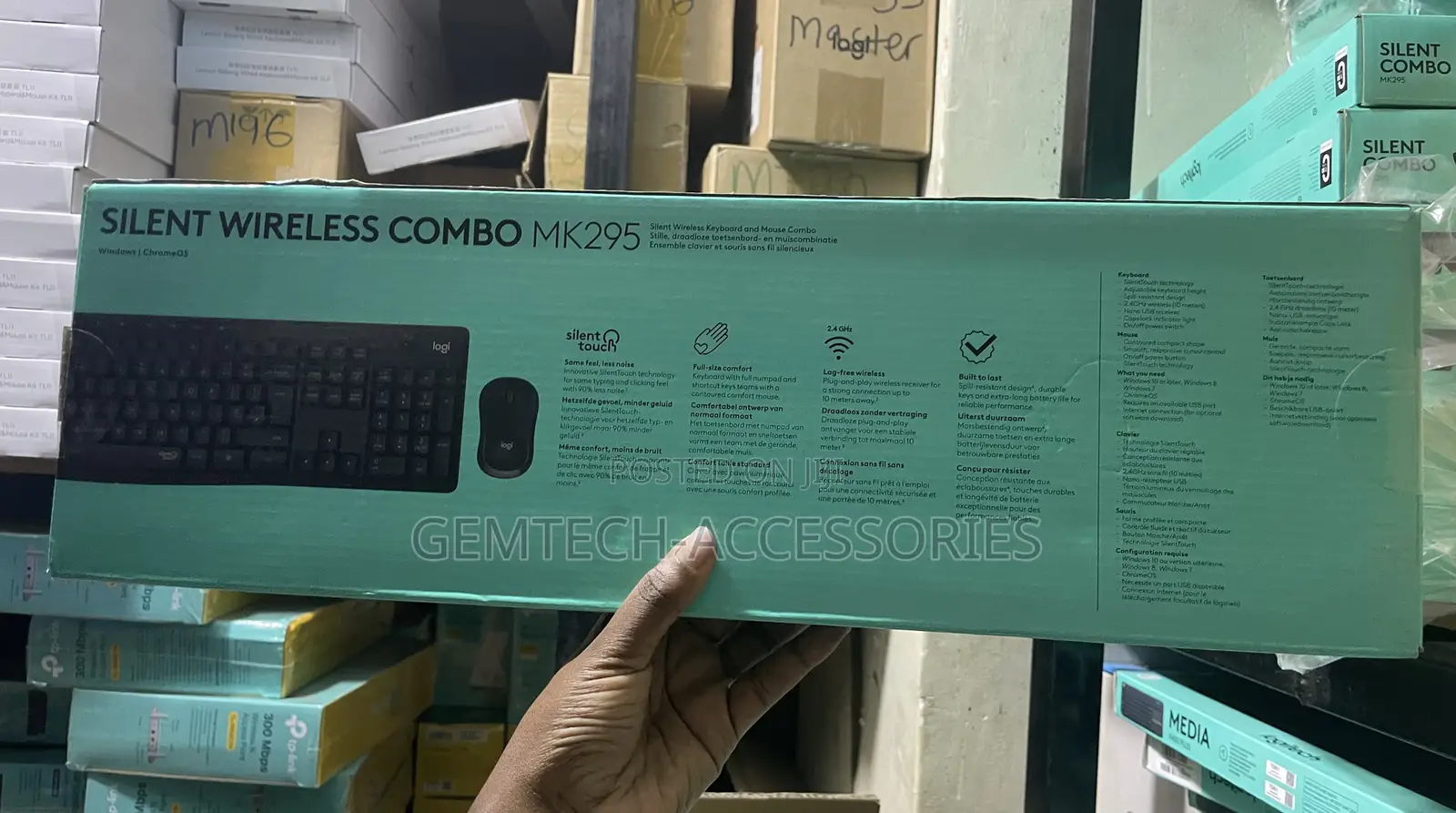 Logitech Mk295 Silent Wireless Keyboard and Mouse Combo