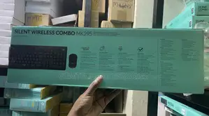 Logitech Mk295 Silent Wireless Keyboard and Mouse Combo