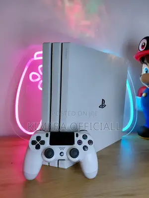 Ps4 Pro: Wamma, Don't Miss This Bargain! 100% Perfect Pro. Dm! 