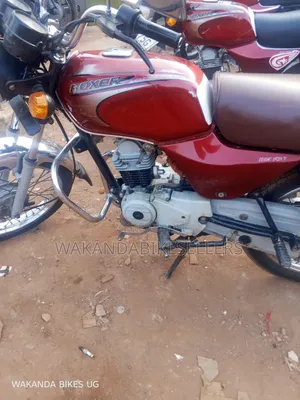 Bajaj Boxer 100 2022 Red