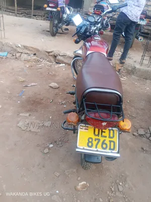 Bajaj Boxer 100 2022 Red