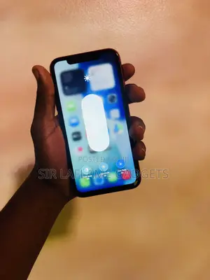 Apple iPhone 11 256 GB Red