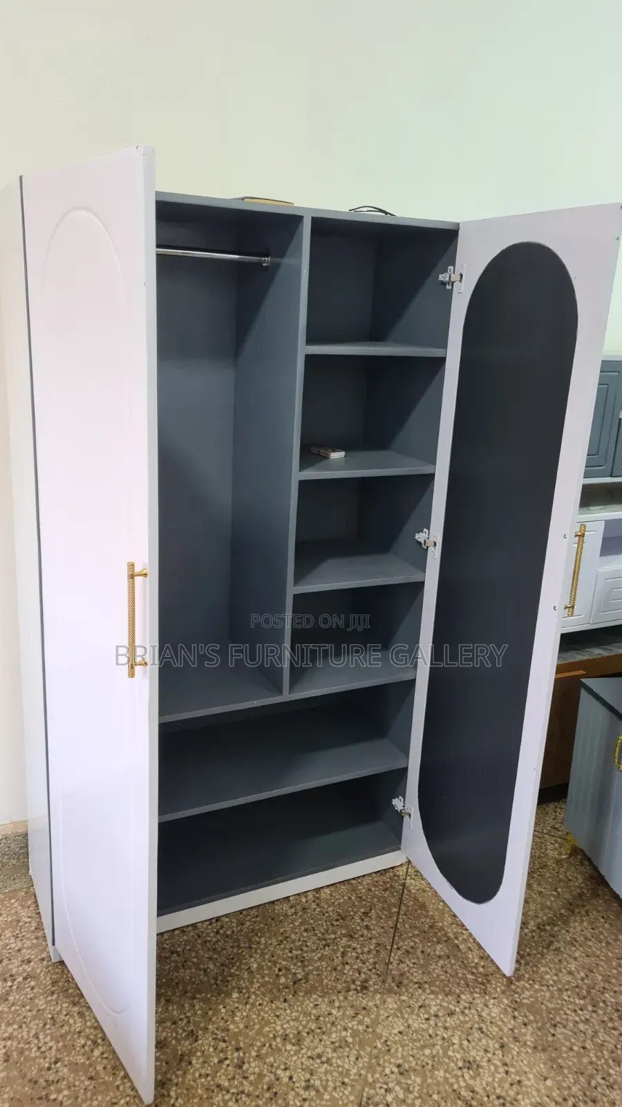 Closet/Wardrobe