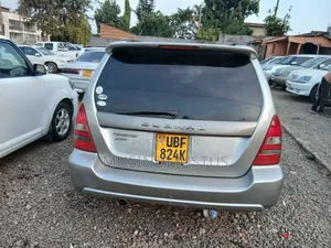 Subaru Forester 2005 Silver