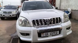Toyota Land Cruiser Prado 2007 White