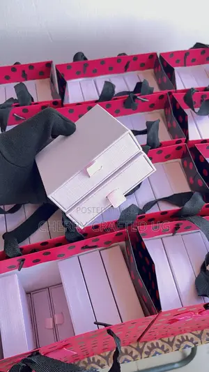 12 Jewerly Boxes