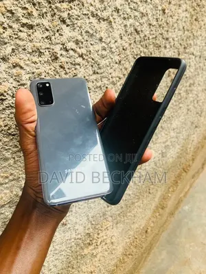 Samsung Galaxy S20 128 GB Gray