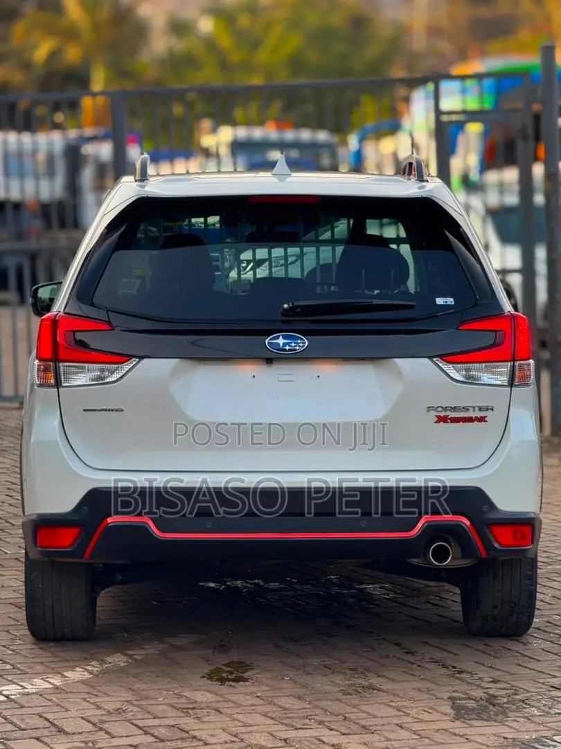 Subaru Forester 2018 White