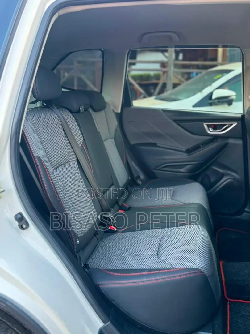 Subaru Forester 2018 White