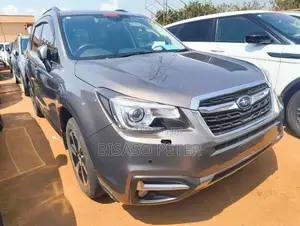 Subaru Forester 2.5i Premium AWD 2017 Gray