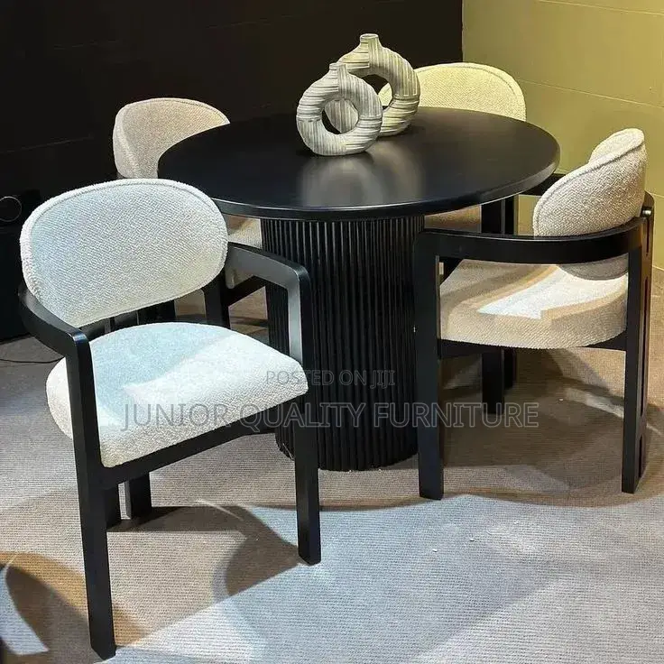 Durable Dinning Table