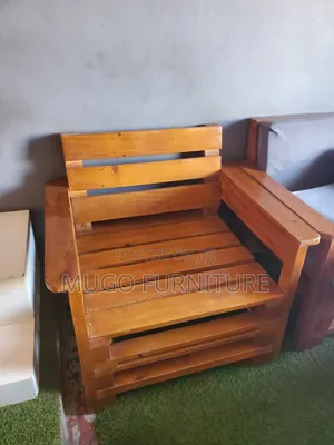 Pallet Chairs With Cushions