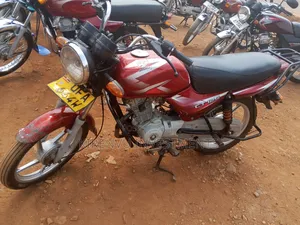 Bajaj CT 110X 2022 Red