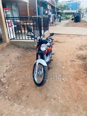 Yamaha YBR 2018 Red