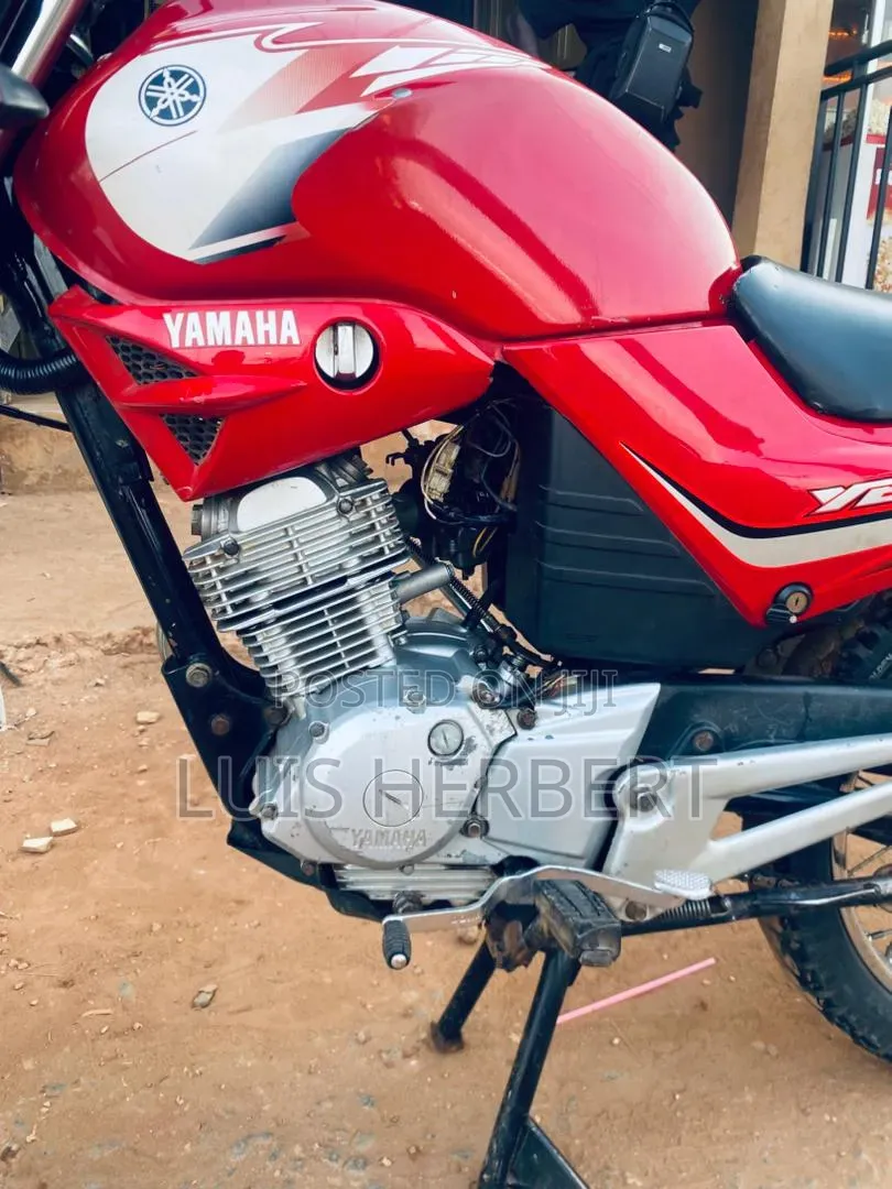 Yamaha YBR 2018 Red