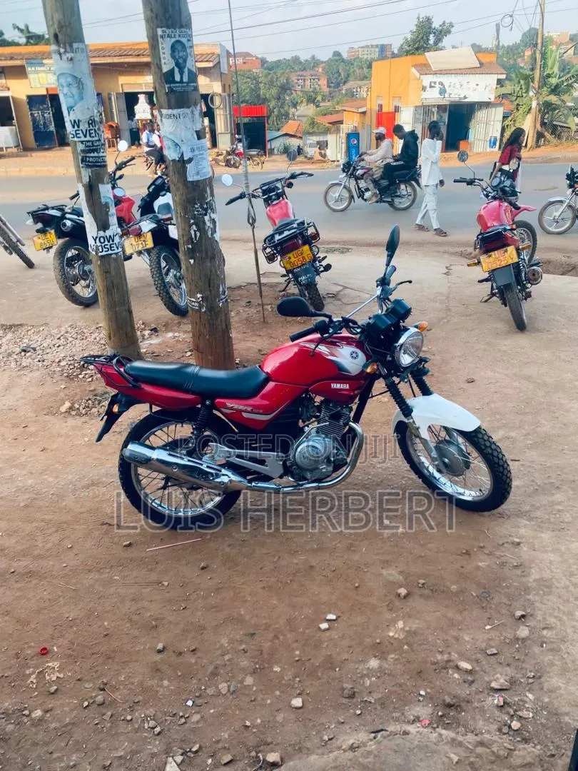 Yamaha YBR 2018 Red