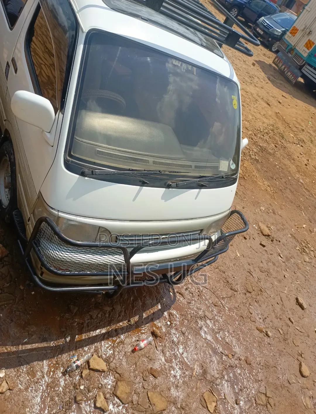 Toyota HiAce 1995 White
