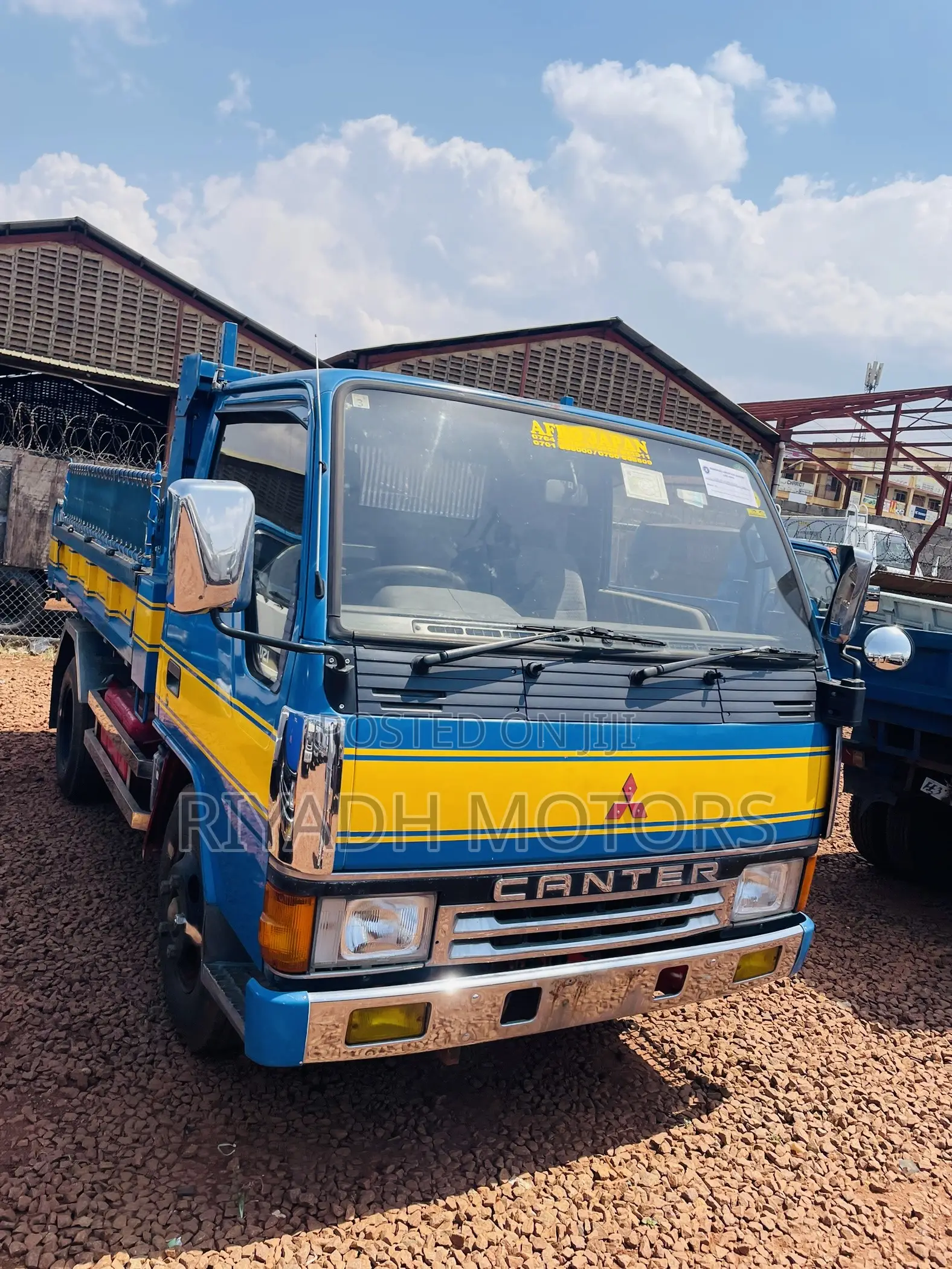 Canter 4d33 Engine Tipper First Class