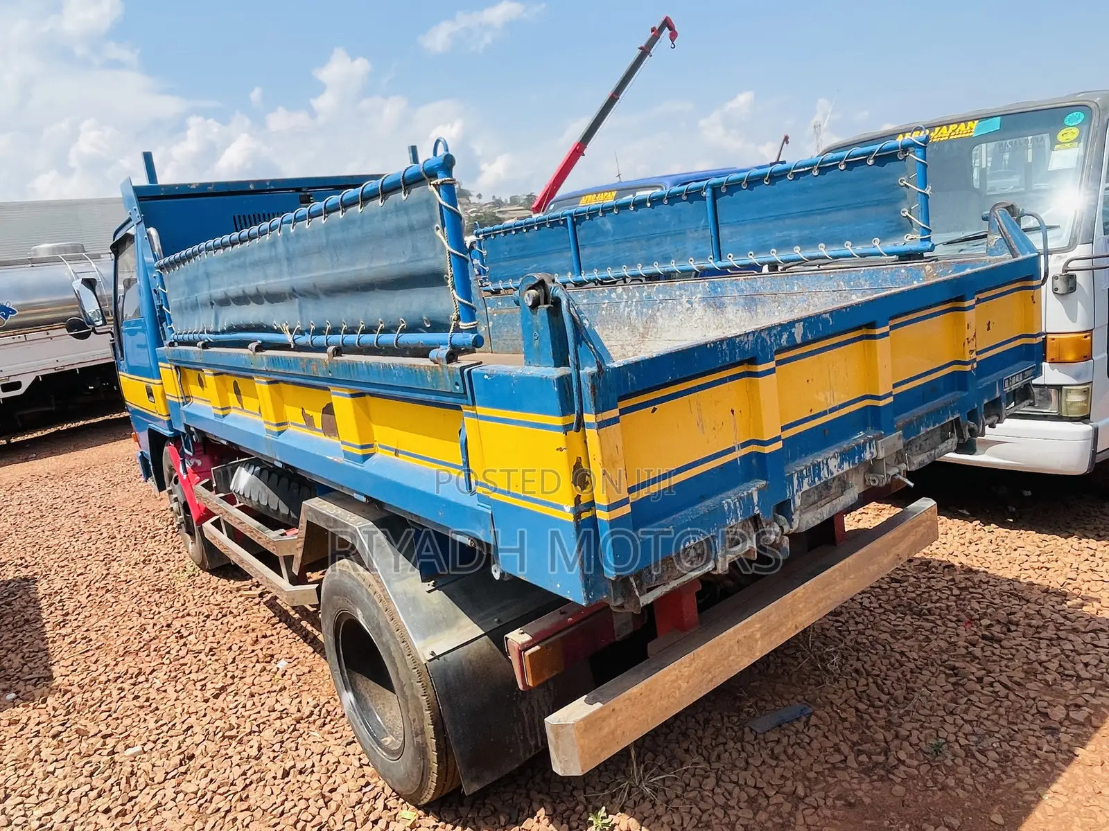 Canter 4d33 Engine Tipper First Class