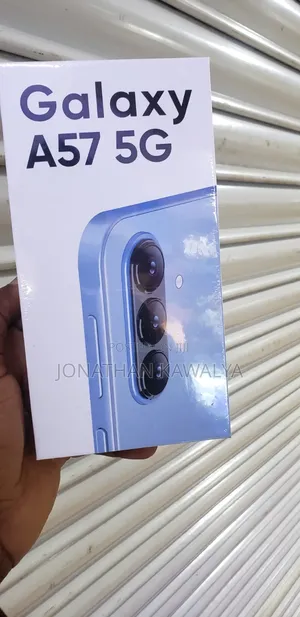 New Samsung Galaxy A57 128 GB Gold