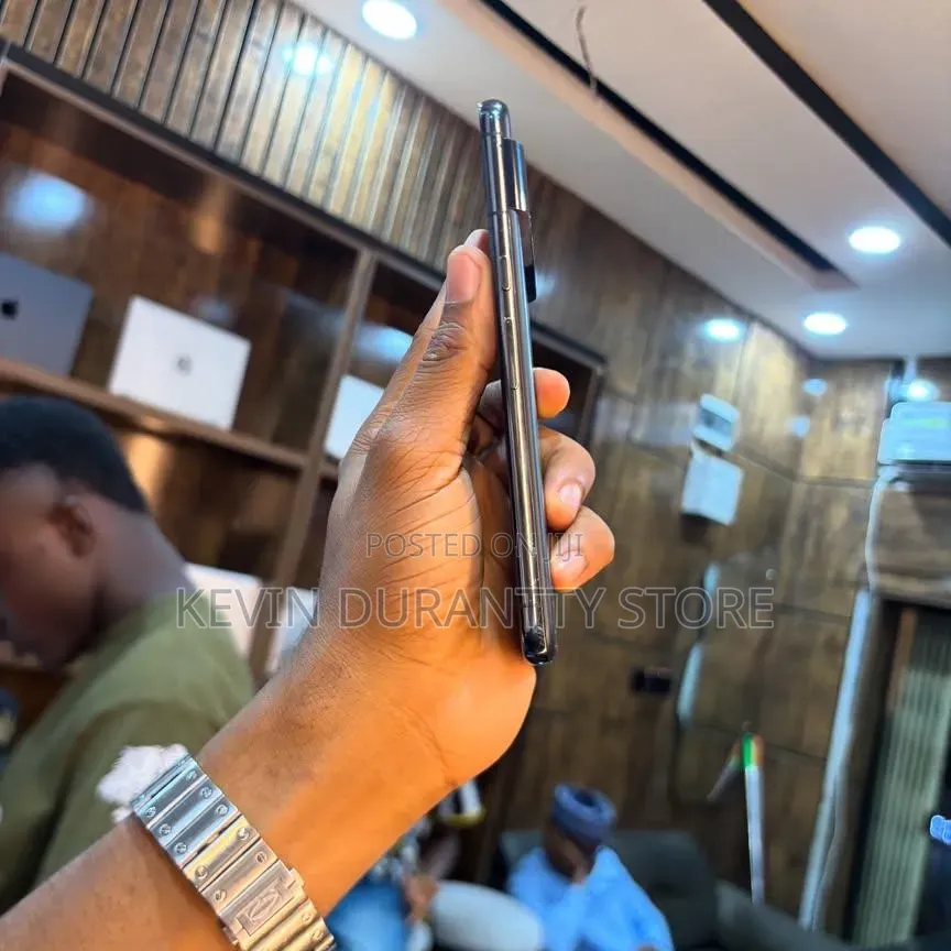 Google Pixel 8 Pro 128 GB Black