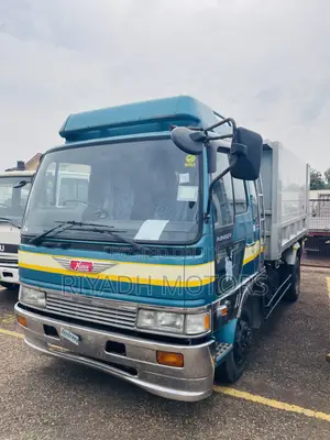 Hino Dumper
