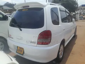 Toyota Corolla Spacio 2000 White
