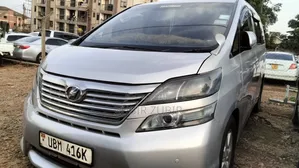Toyota Alphard 2012 Silver