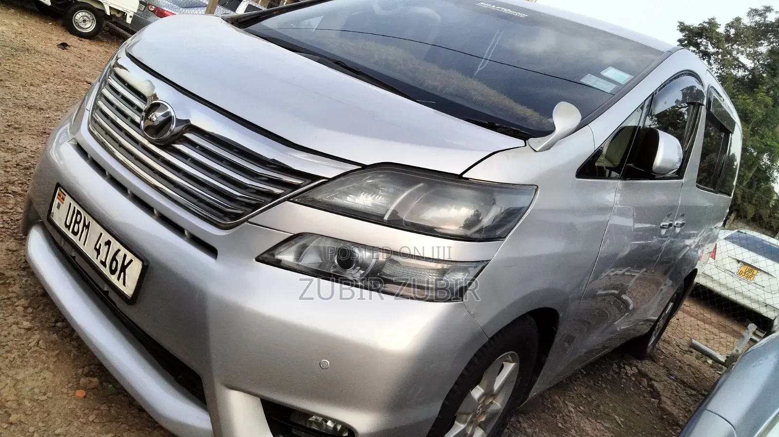 Toyota Alphard 2012 Silver