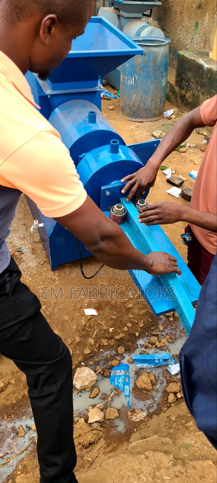 Semi Automatic Soap Plodder Machine