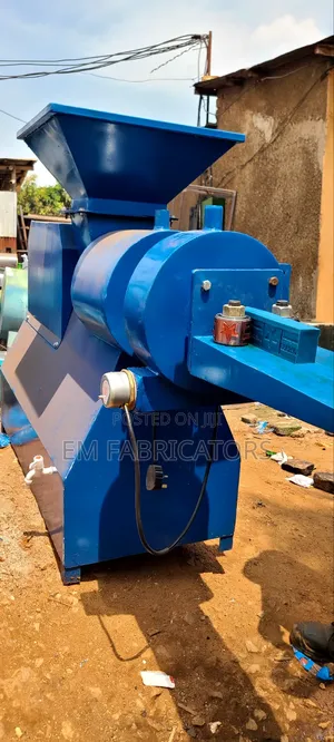 Semi Automatic Soap Plodder Machine