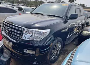 Toyota Land Cruiser 2010 Black