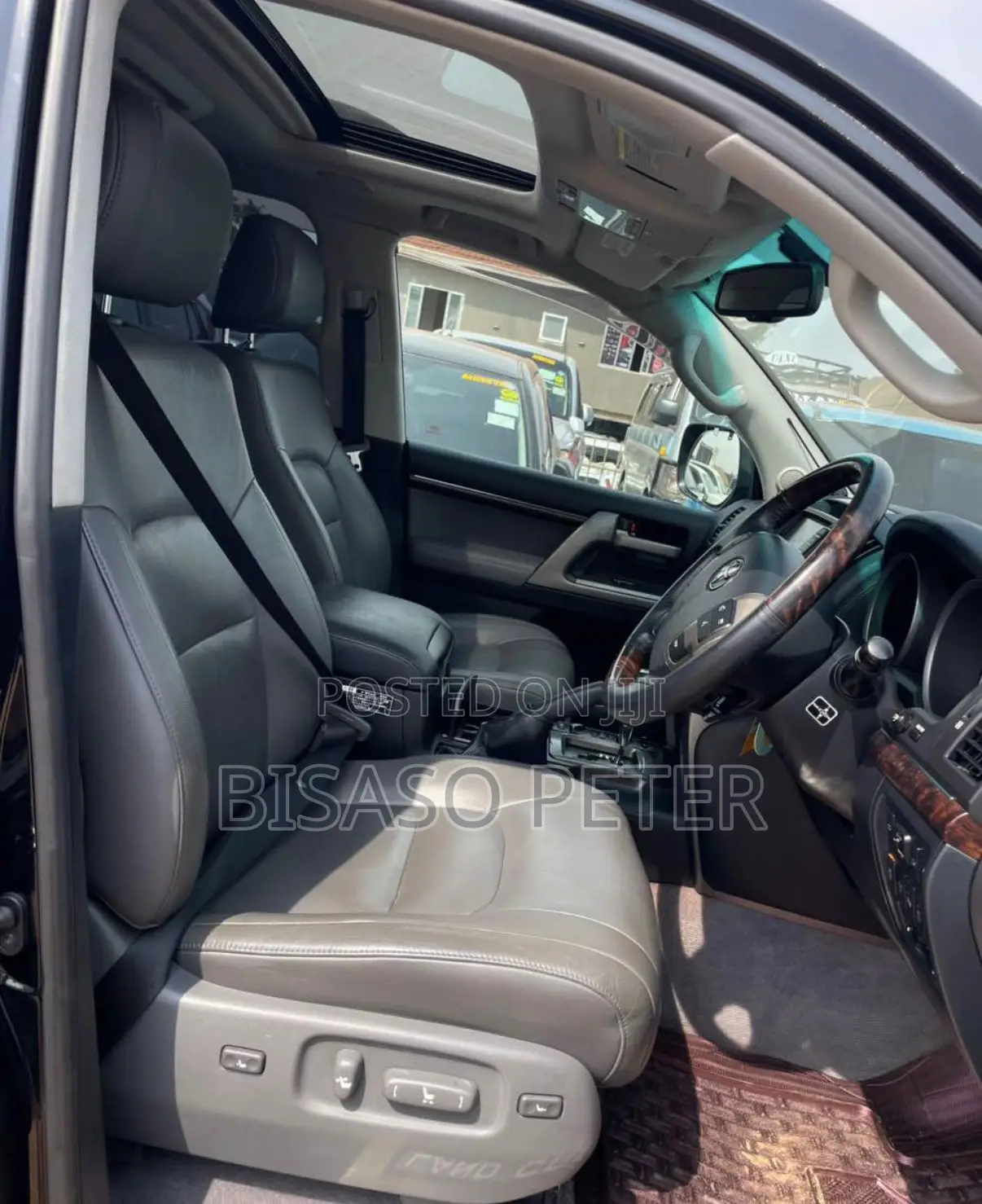 Toyota Land Cruiser 2010 Black