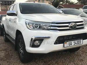 Toyota Hilux 2017 White
