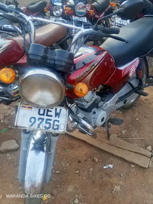 Bajaj Boxer 100 2022 Red