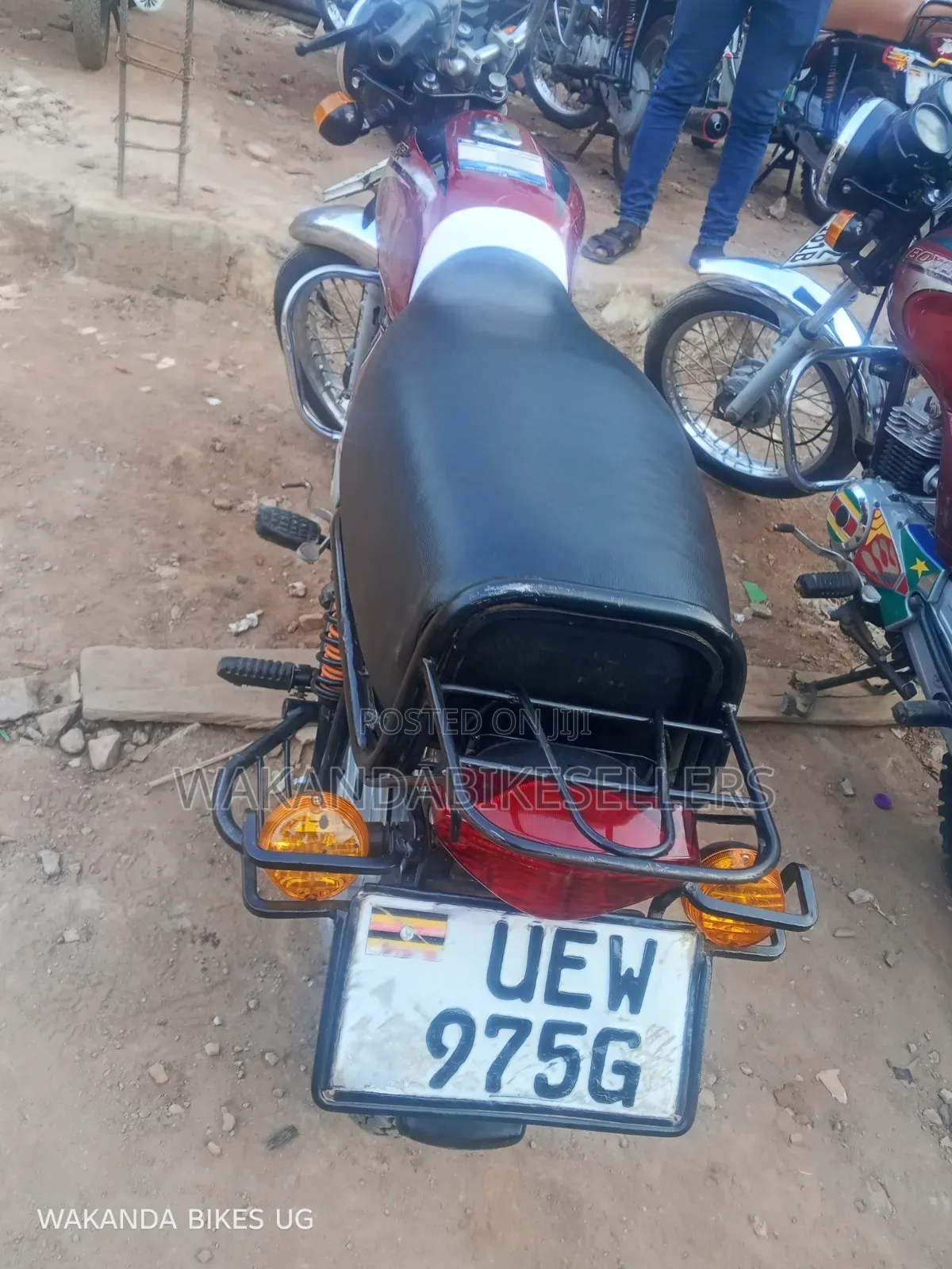 Bajaj Boxer 100 2022 Red
