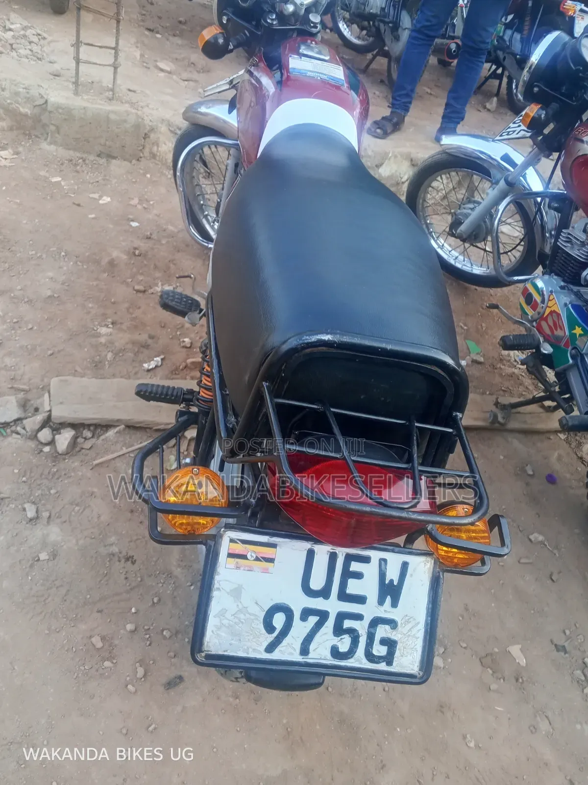 Bajaj Boxer 100 2022 Red