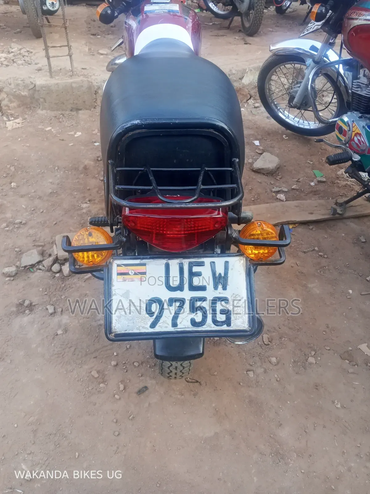 Bajaj Boxer 100 2022 Red