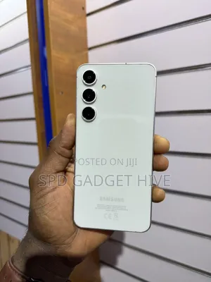 Samsung Galaxy S24 FE 256 GB White