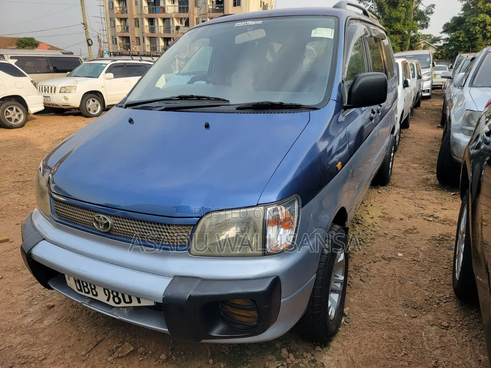 Toyota Noah 2003 Blue