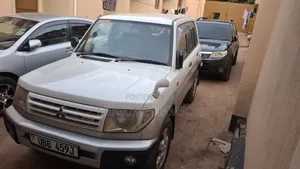 Mitsubishi Pajero IO 2000 White